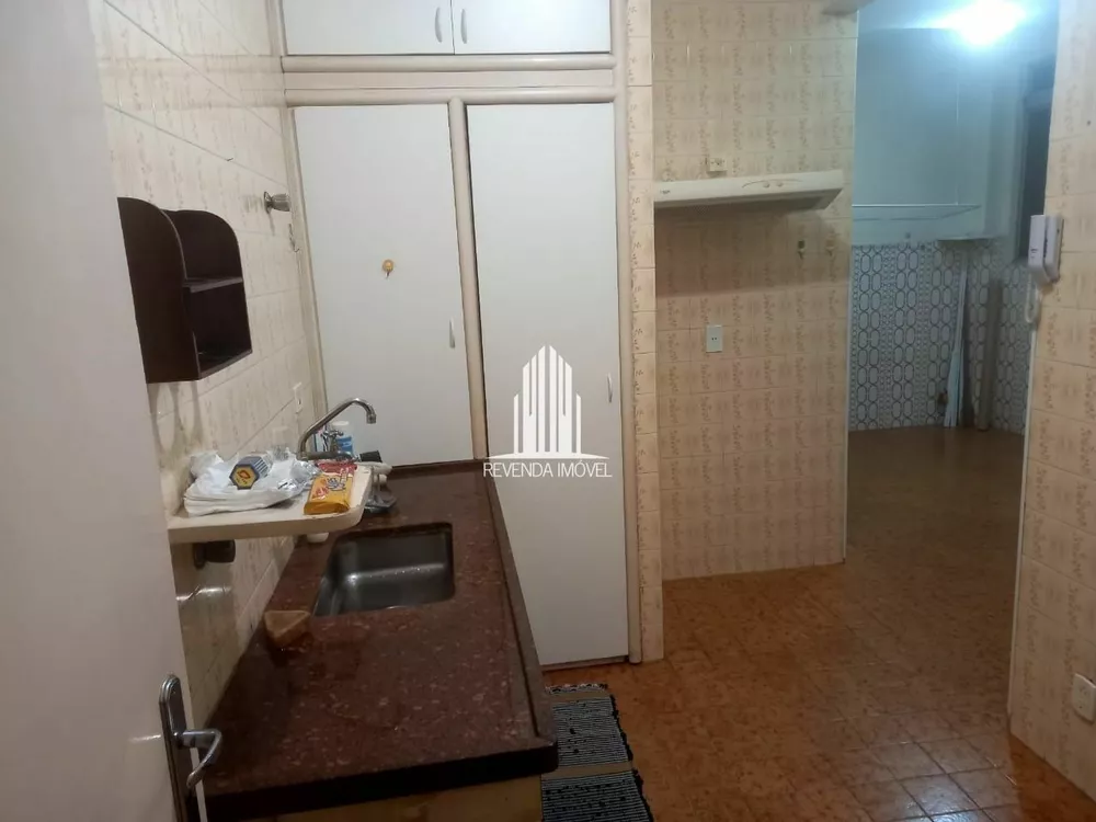 Apartamento à venda com 2 quartos, 70m² - Foto 4