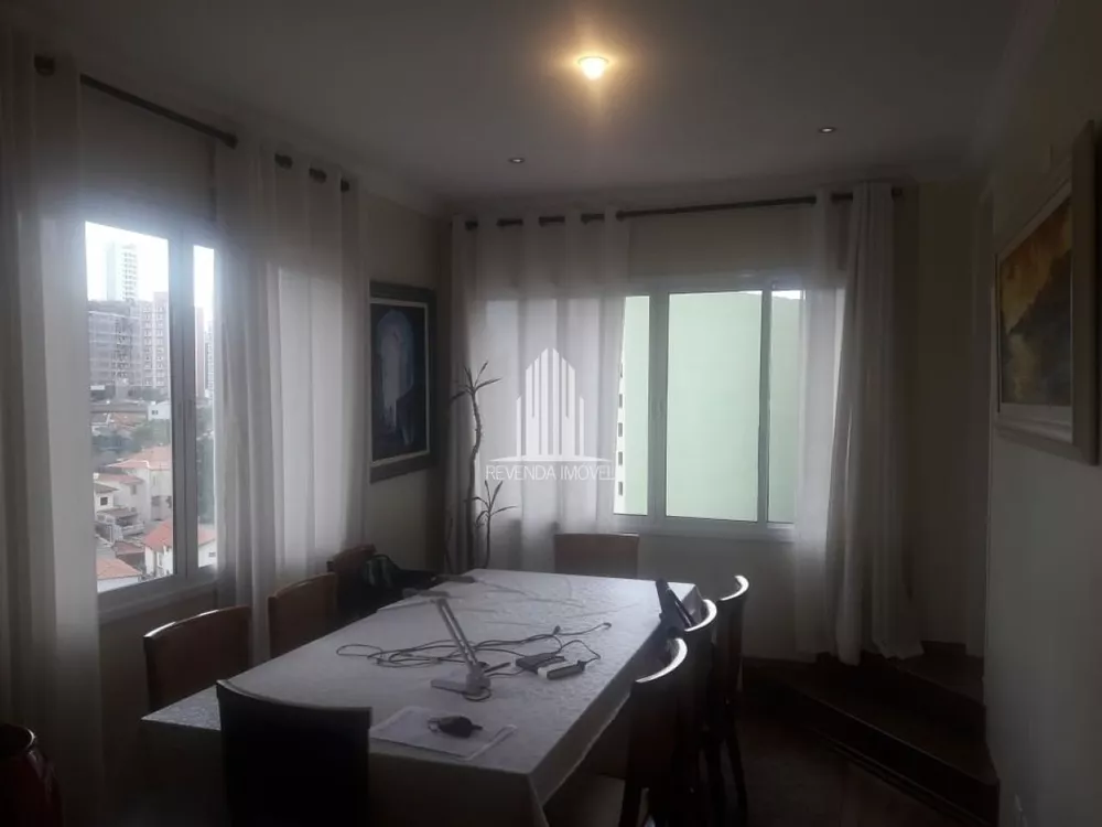 Apartamento à venda com 3 quartos, 220m² - Foto 2