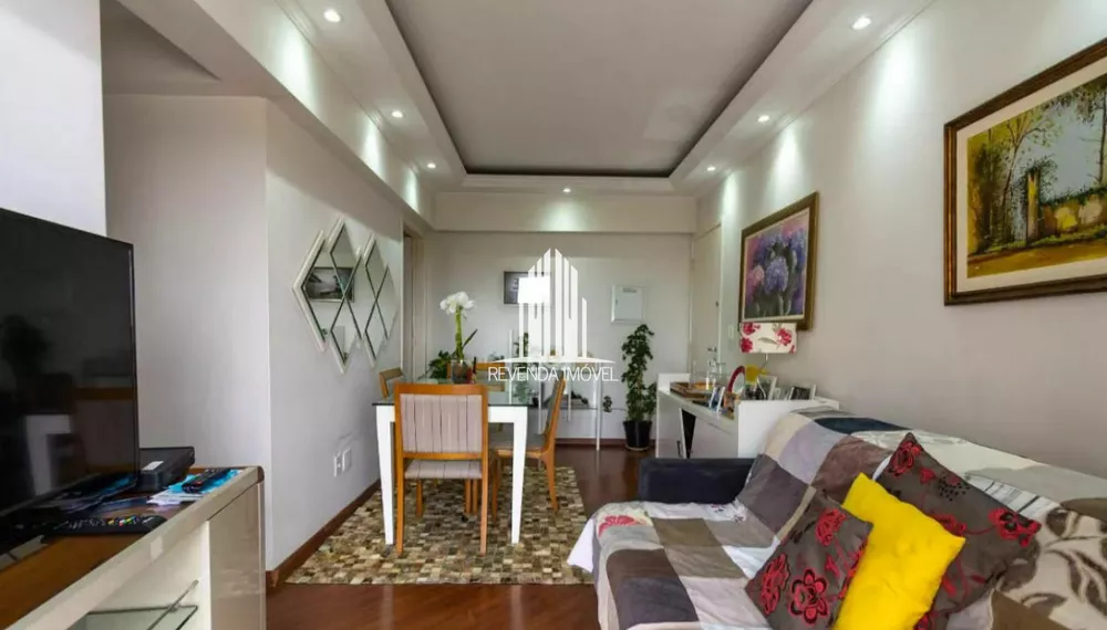 Apartamento à venda com 2 quartos, 57m² - Foto 1