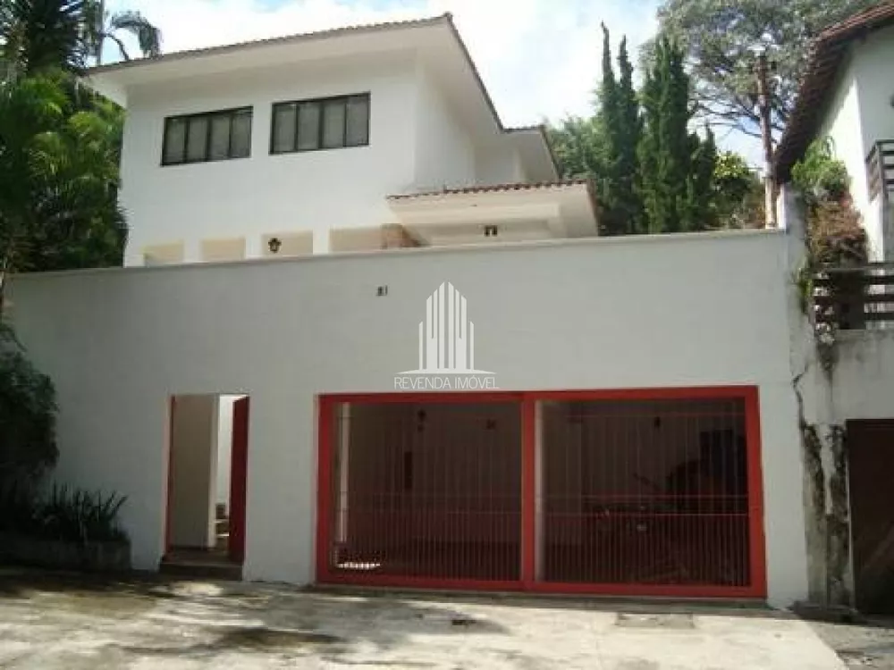 Casa de Vila à venda com 8 quartos, 384m² - Foto 2