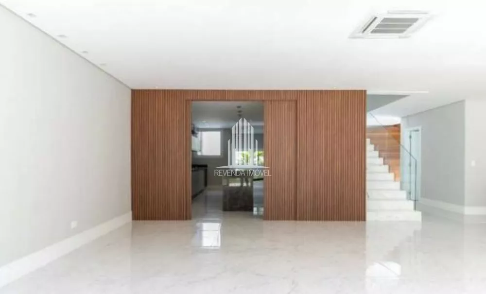 Casa de Condomínio à venda com 4 quartos, 420m² - Foto 1