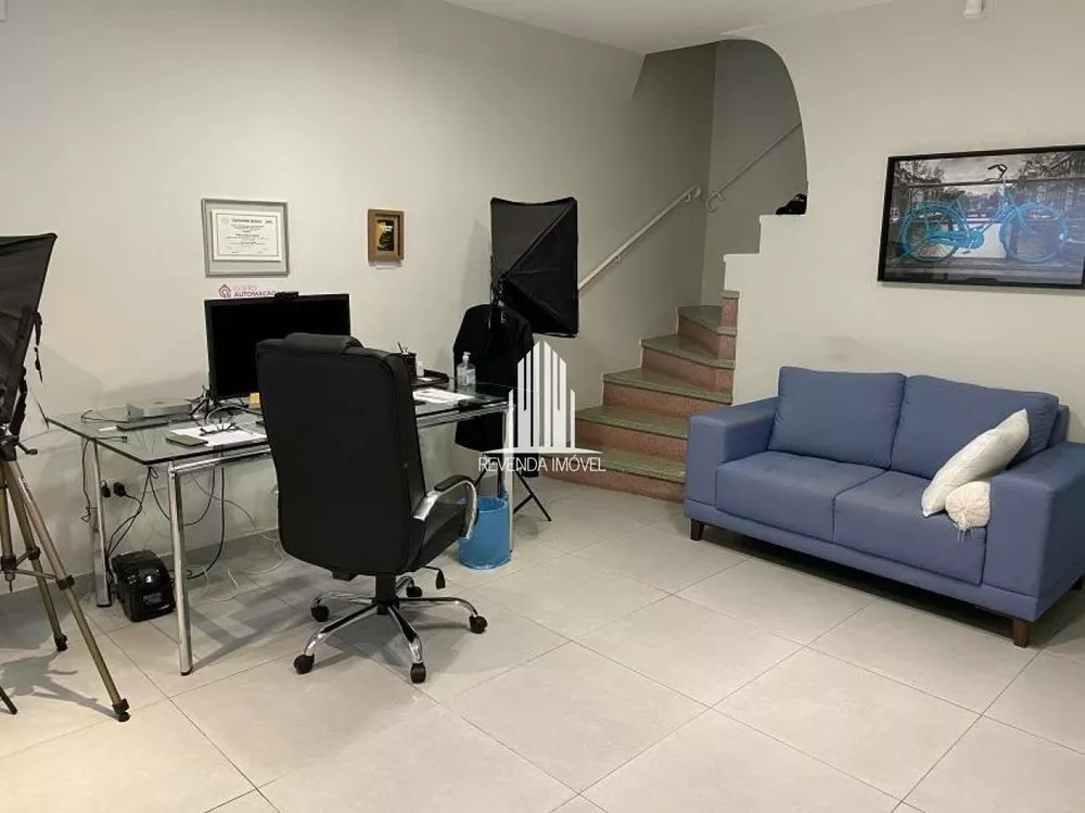 Casa à venda com 4 quartos, 300m² - Foto 2