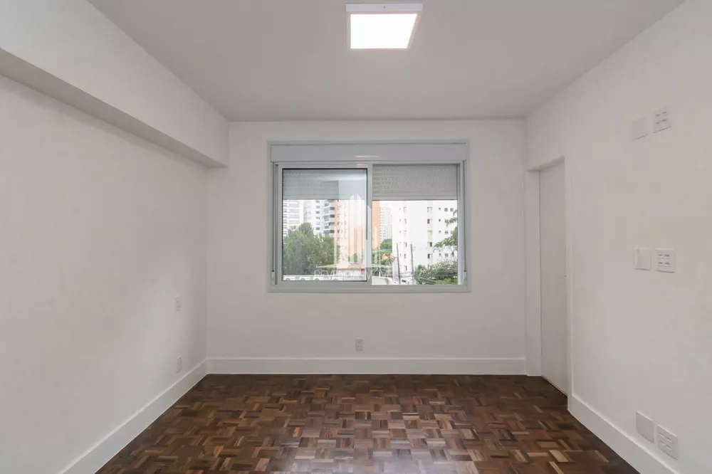 Apartamento à venda com 3 quartos, 141m² - Foto 4