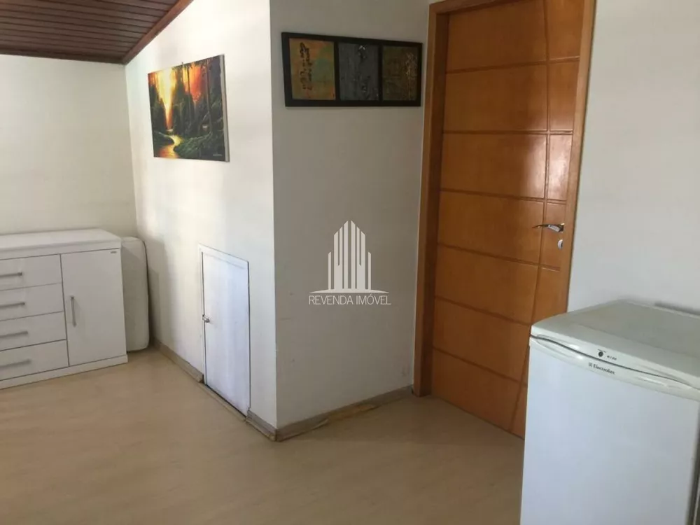 Casa à venda com 3 quartos, 200m² - Foto 2