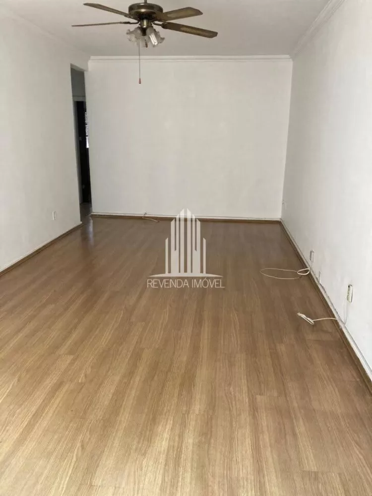 Apartamento à venda com 2 quartos, 80m² - Foto 2