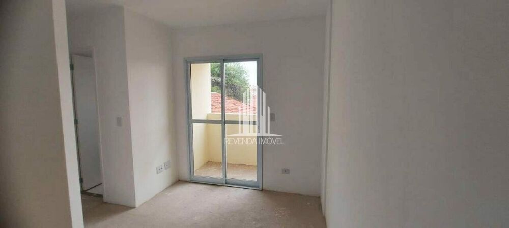 Apartamento à venda com 2 quartos, 40m² - Foto 2