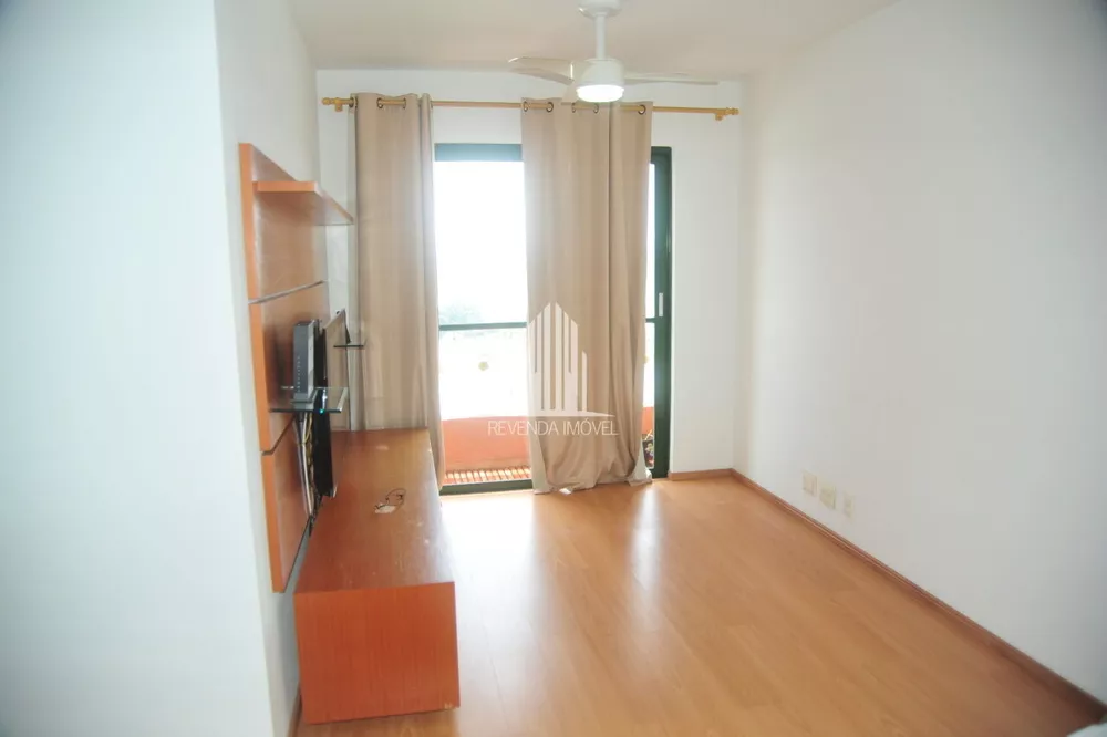 Apartamento à venda com 3 quartos, 62m² - Foto 2