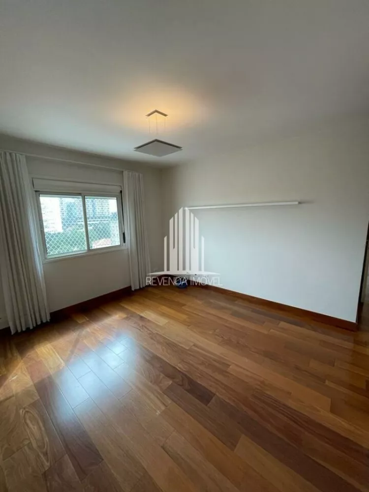 Apartamento à venda com 4 quartos, 198m² - Foto 8