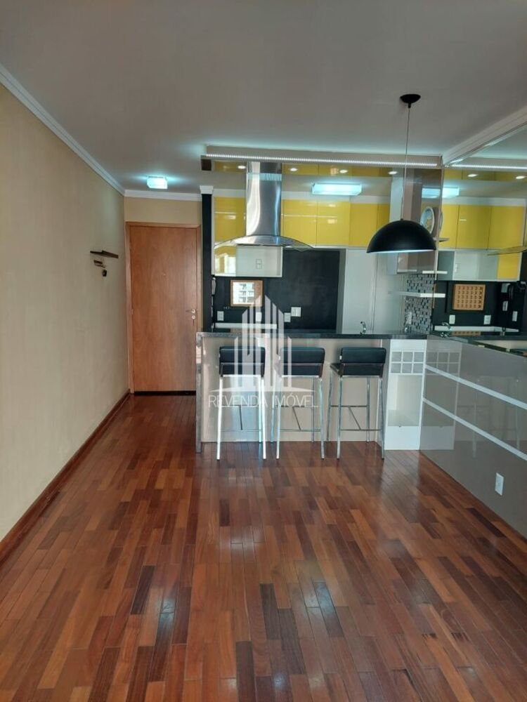 Apartamento à venda com 3 quartos, 65m² - Foto 2
