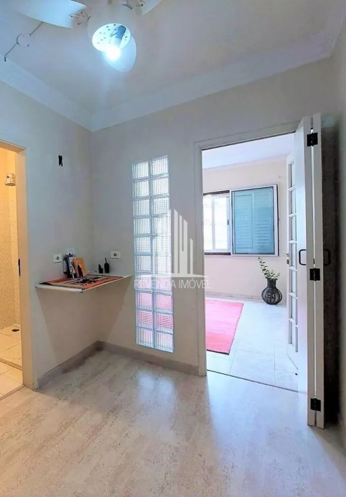 Apartamento à venda com 1 quarto, 34m² - Foto 1