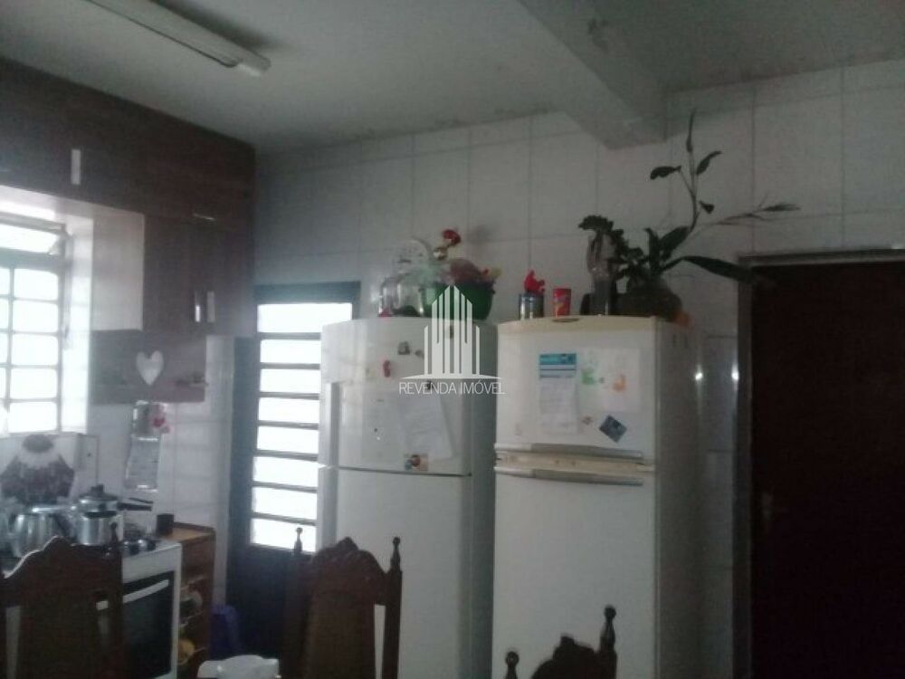 Casa à venda com 2 quartos, 120m² - Foto 8