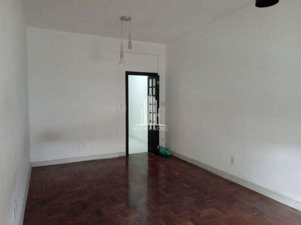 Apartamento à venda com 3 quartos, 128m² - Foto 1