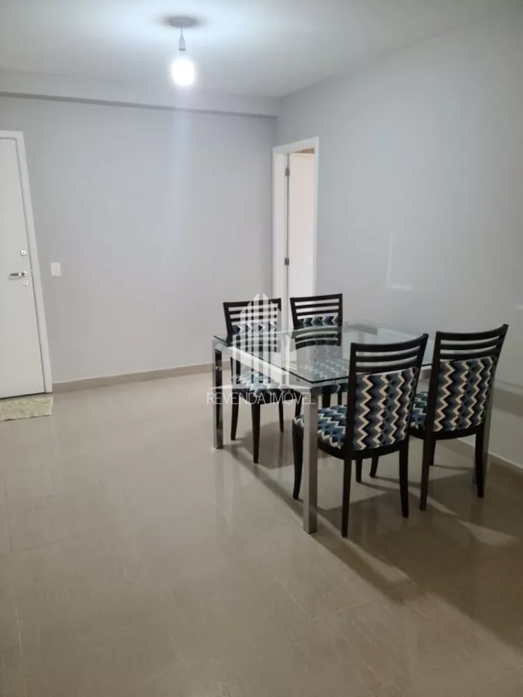 Apartamento à venda com 2 quartos, 66m² - Foto 2