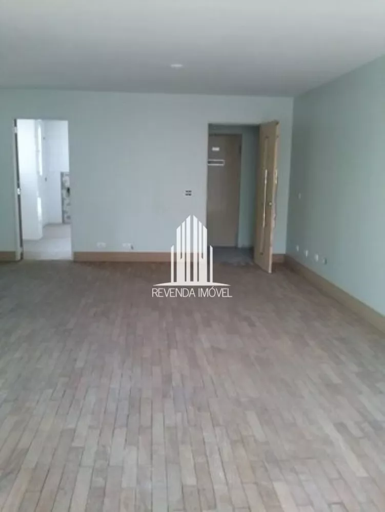 Apartamento à venda com 3 quartos, 138m² - Foto 4