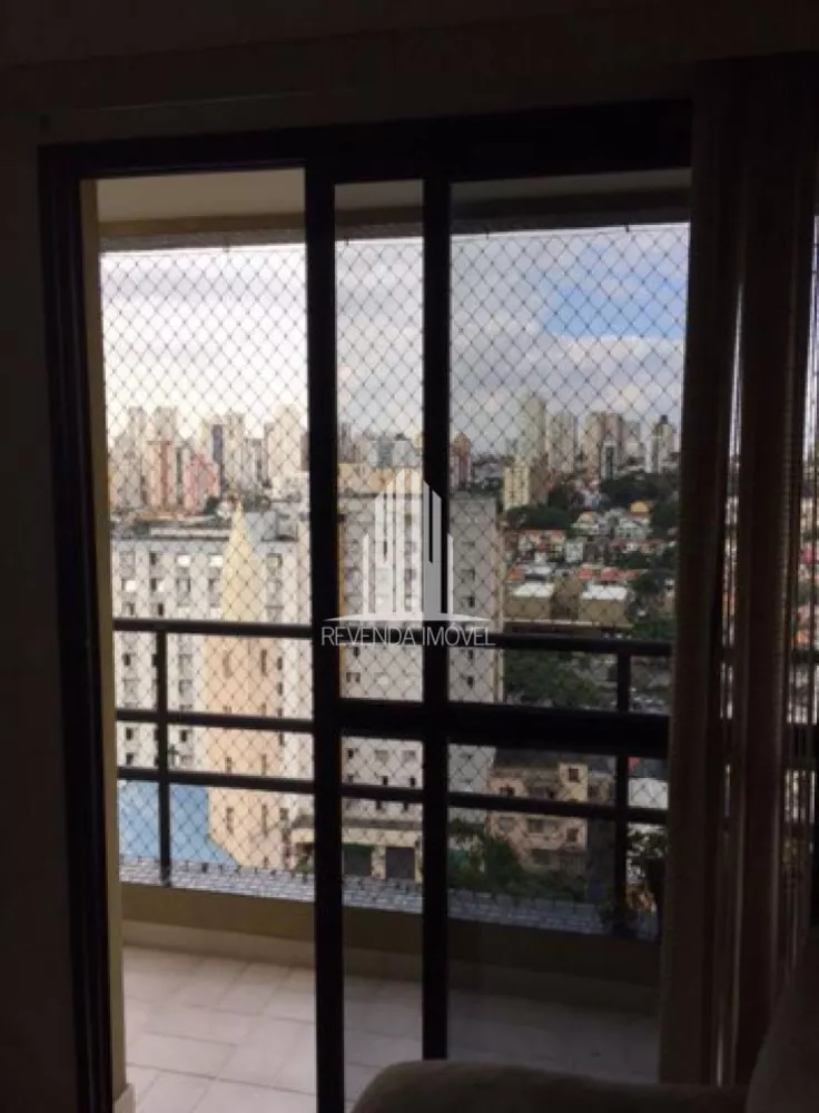 Apartamento à venda com 1 quarto, 45m² - Foto 2