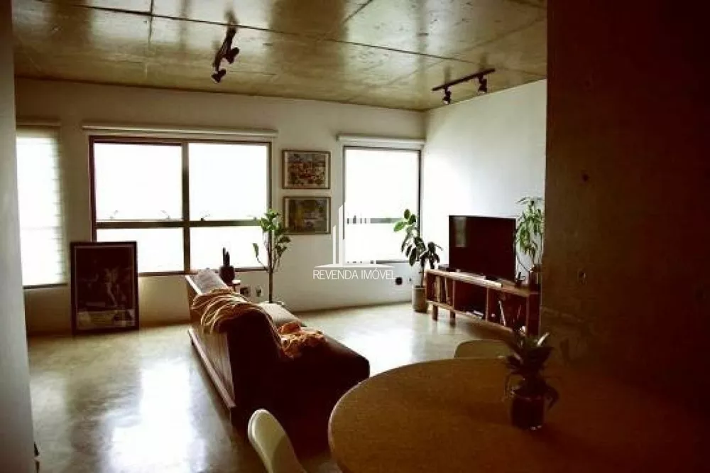 Apartamento à venda com 1 quarto, 70m² - Foto 3