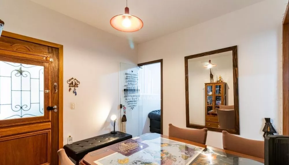 Apartamento à venda com 2 quartos, 64m² - Foto 2