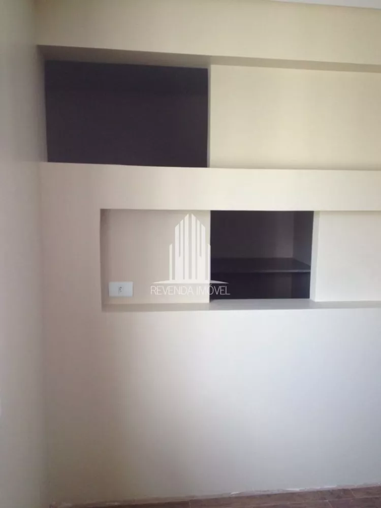 Apartamento à venda com 2 quartos, 70m² - Foto 3