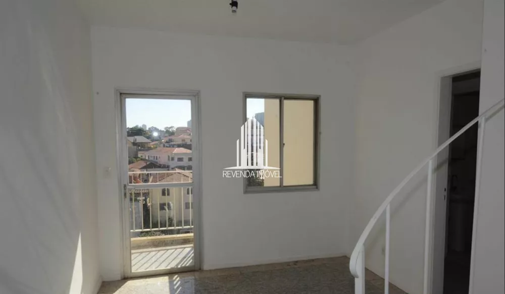 Apartamento à venda com 3 quartos, 107m² - Foto 1