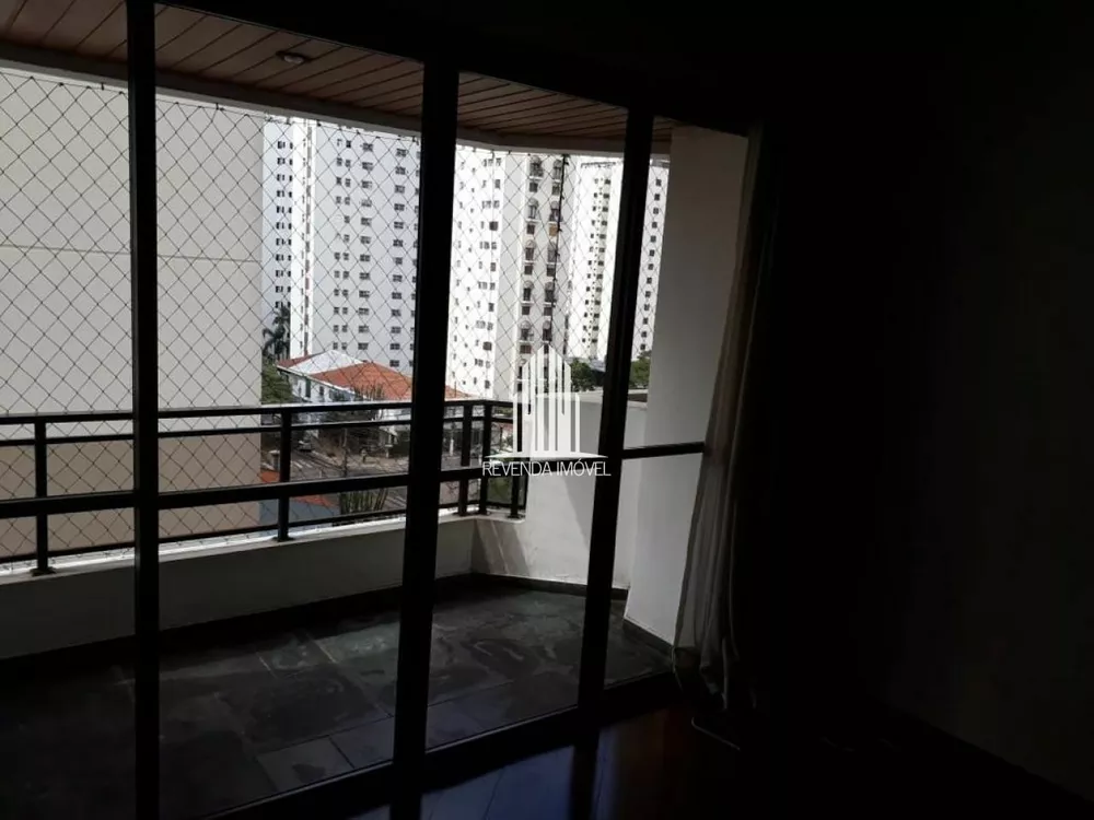 Apartamento à venda com 3 quartos, 95m² - Foto 1