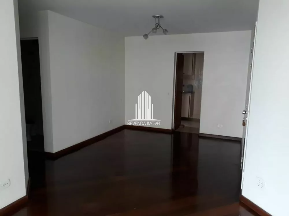 Apartamento à venda com 3 quartos, 95m² - Foto 2