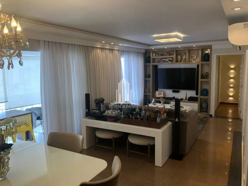 Apartamento à venda com 3 quartos, 129m² - Foto 1