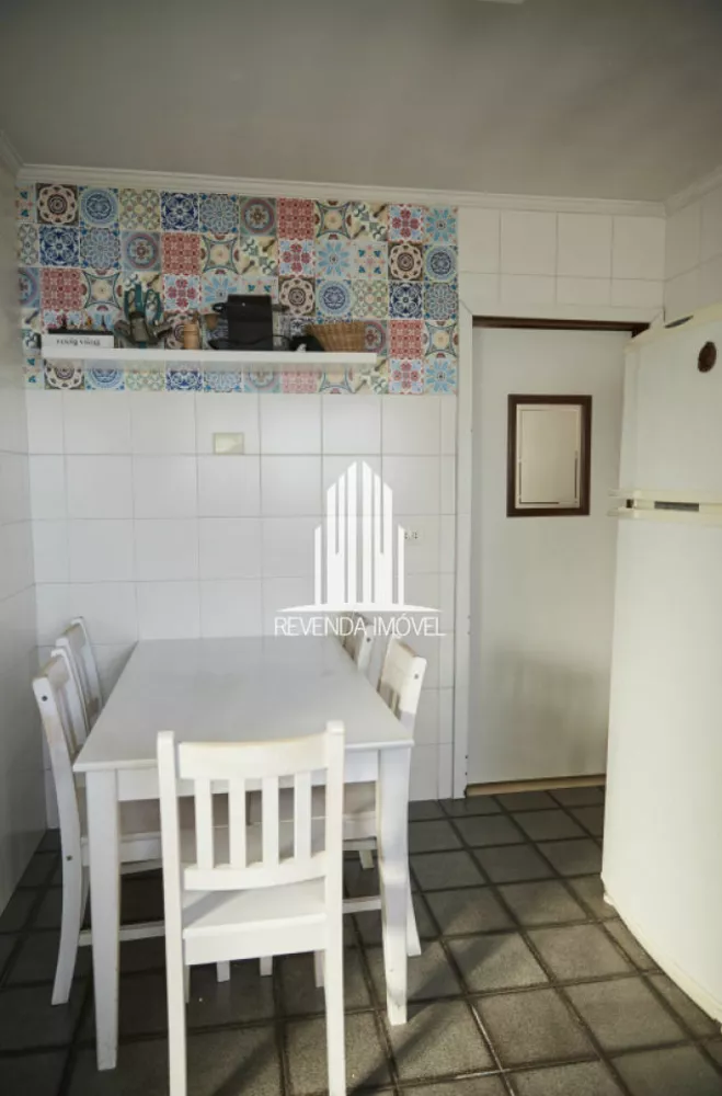 Apartamento à venda com 4 quartos, 145m² - Foto 2