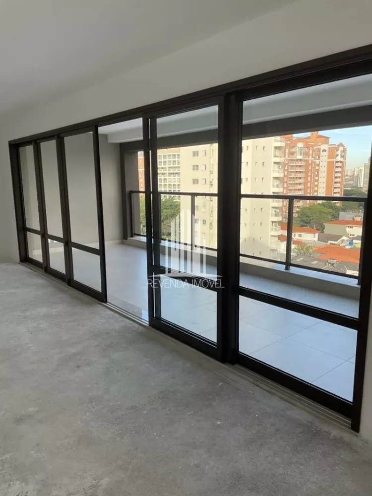 Apartamento à venda com 4 quartos, 131m² - Foto 2