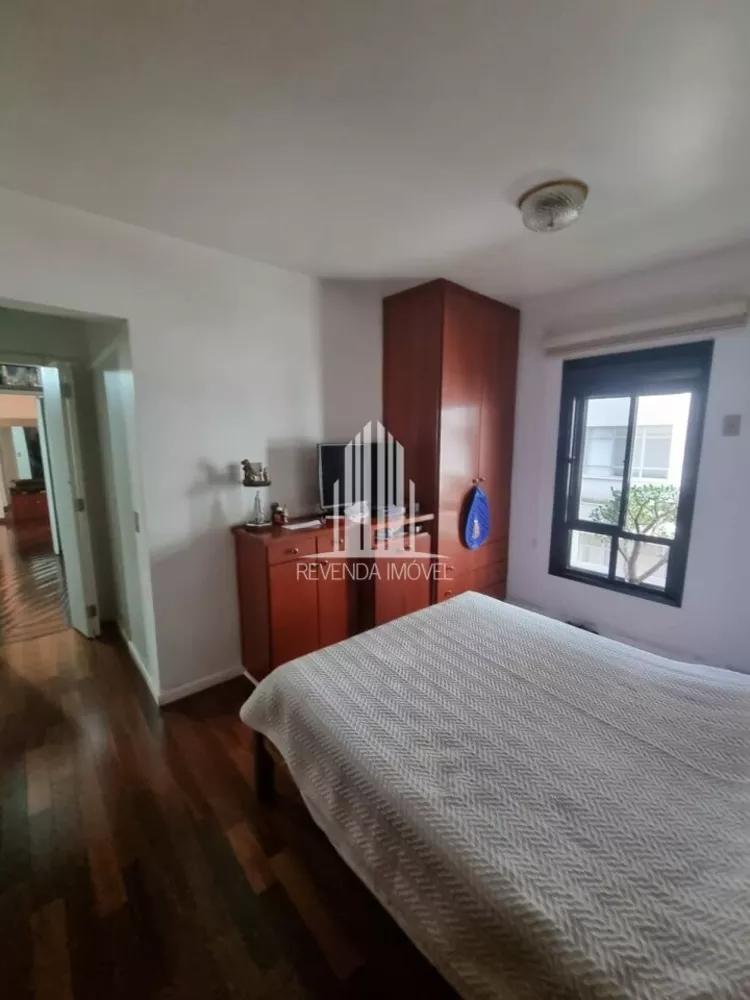 Apartamento à venda com 3 quartos, 123m² - Foto 11