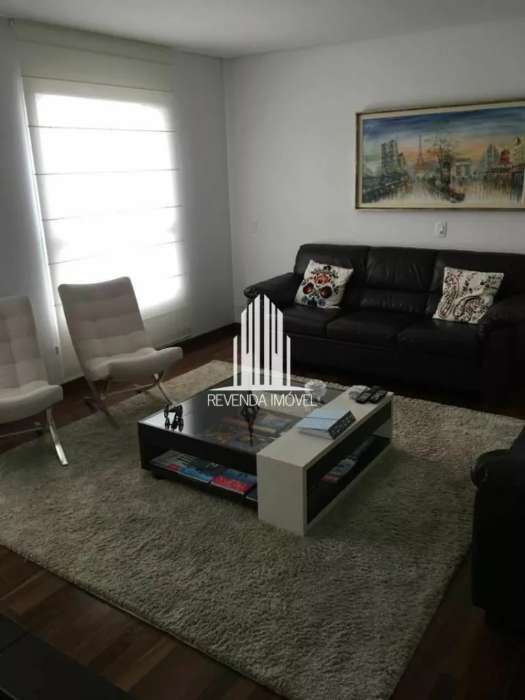 Apartamento à venda com 3 quartos, 140m² - Foto 4