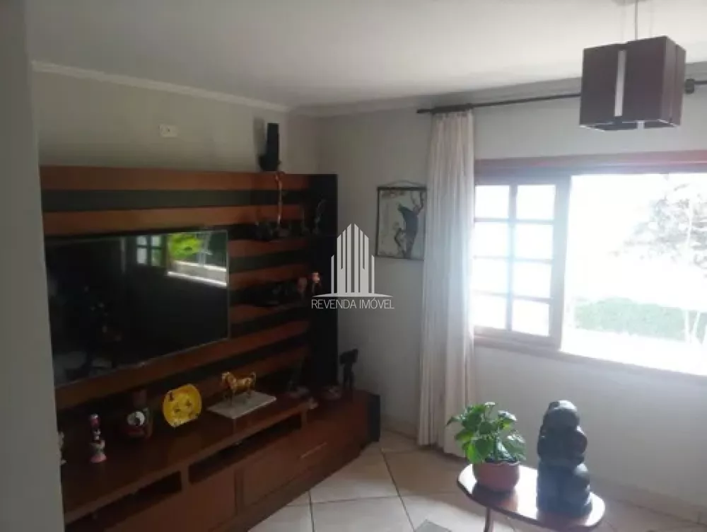 Casa à venda com 3 quartos, 290m² - Foto 1