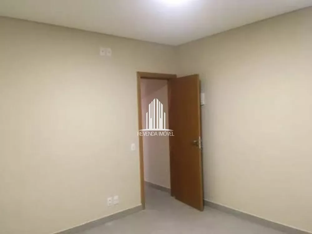 Casa à venda com 2 quartos, 140m² - Foto 4