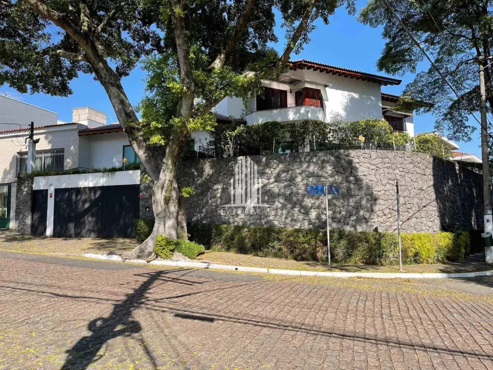 Casa à venda com 5 quartos, 600m² - Foto 1