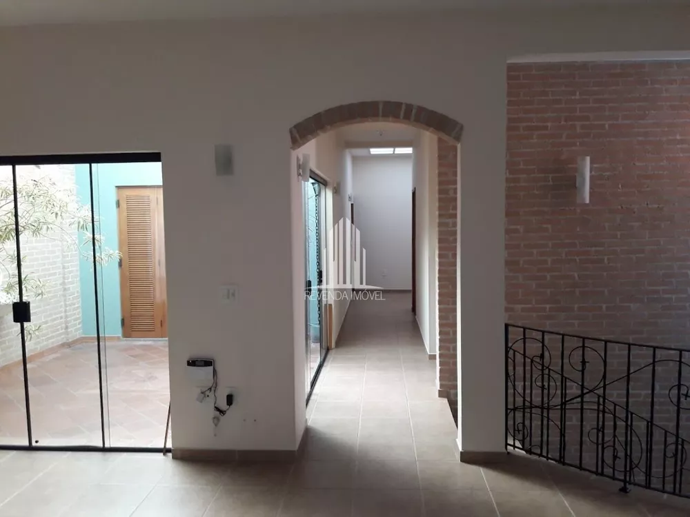 Casa à venda com 3 quartos, 280m² - Foto 2