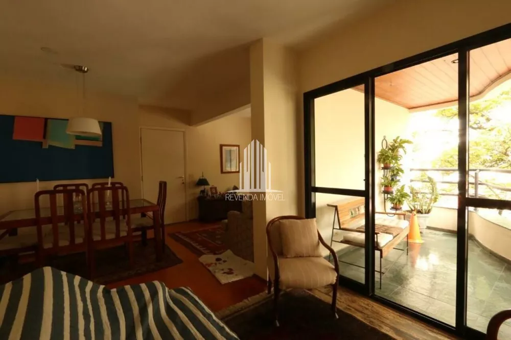 Apartamento à venda com 3 quartos, 110m² - Foto 4