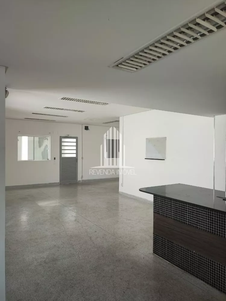 Casa Comercial à venda com 1 quarto, 320m² - Foto 2