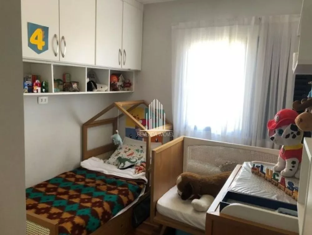 Apartamento à venda com 3 quartos, 160m² - Foto 2