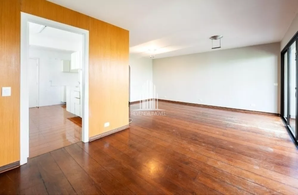 Apartamento à venda com 3 quartos, 180m² - Foto 1