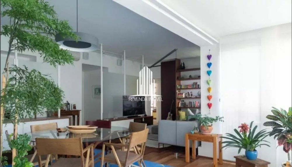 Apartamento à venda com 2 quartos, 122m² - Foto 1