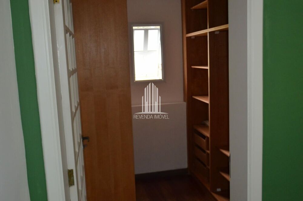 Casa à venda com 7 quartos, 550m² - Foto 2