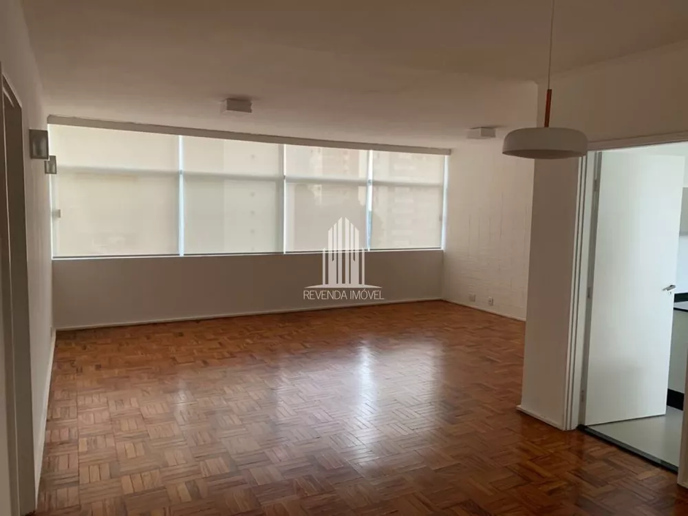 Apartamento à venda com 3 quartos, 155m² - Foto 1