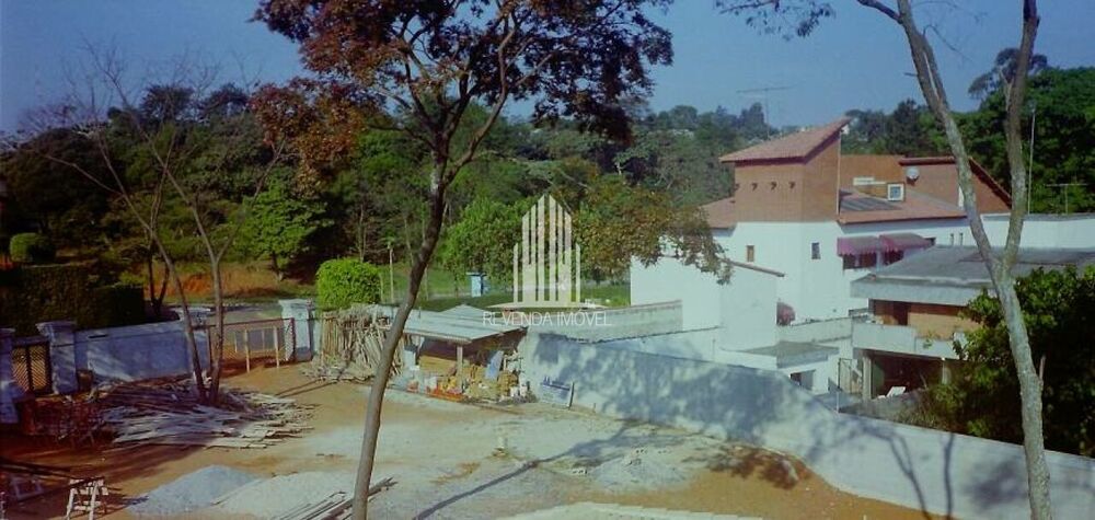 Terreno à venda, 1050m² - Foto 1