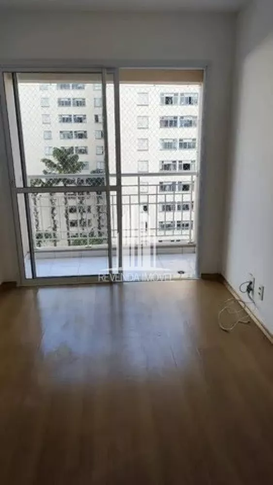 Apartamento à venda com 2 quartos, 72m² - Foto 2