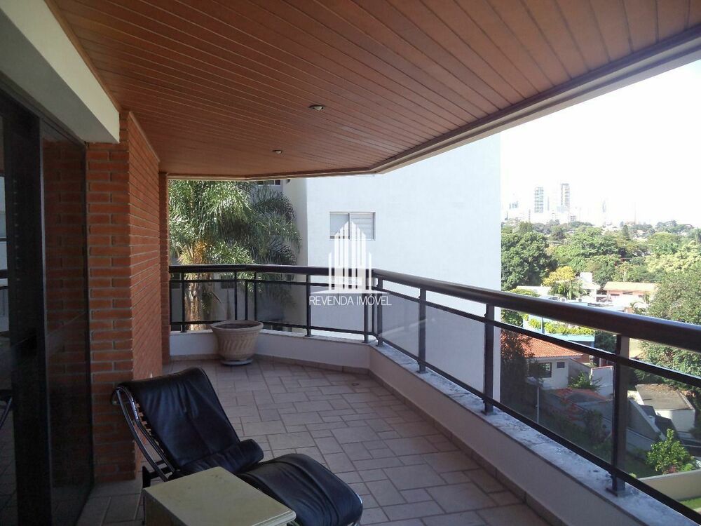 Apartamento à venda com 3 quartos, 246m² - Foto 5