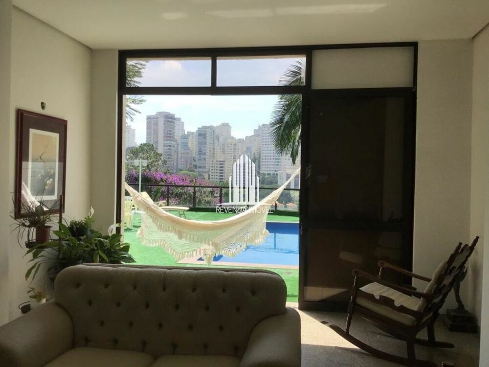 Casa à venda com 4 quartos, 520m² - Foto 9