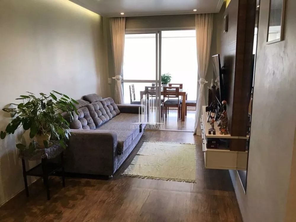 Apartamento à venda com 2 quartos, 75m² - Foto 1