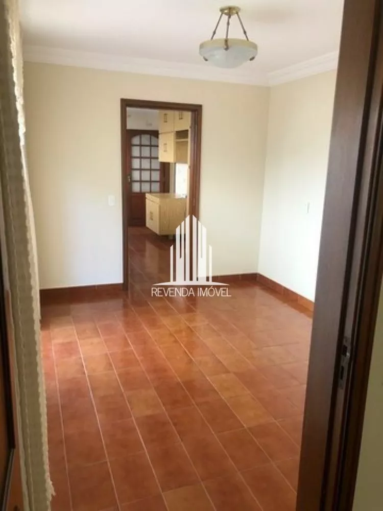 Casa de Vila à venda com 4 quartos, 423m² - Foto 11