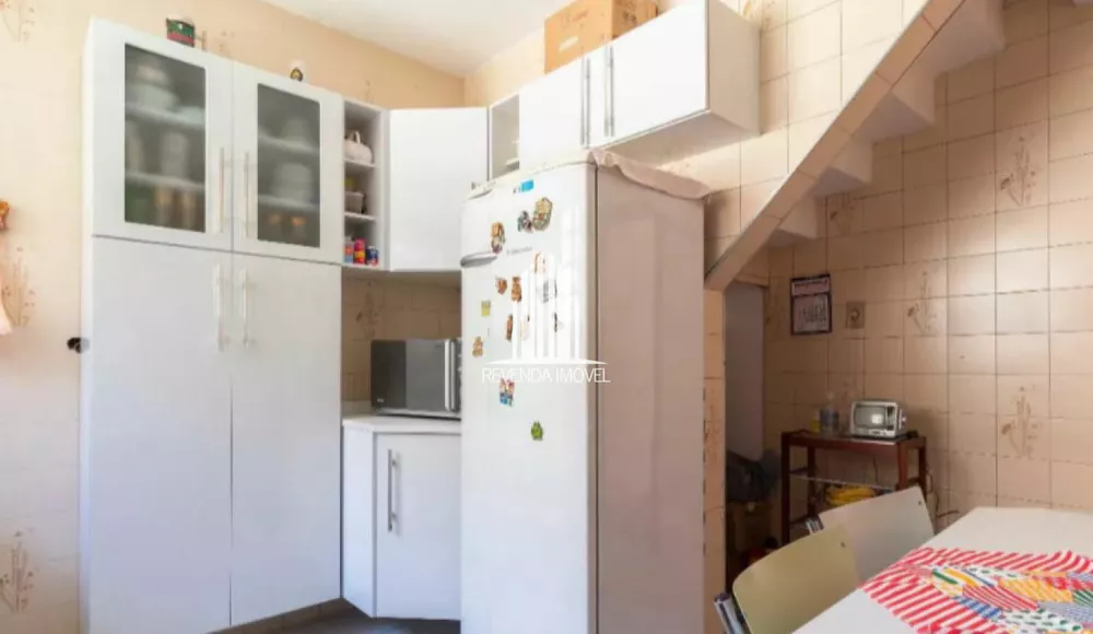 Casa à venda com 3 quartos, 100m² - Foto 4