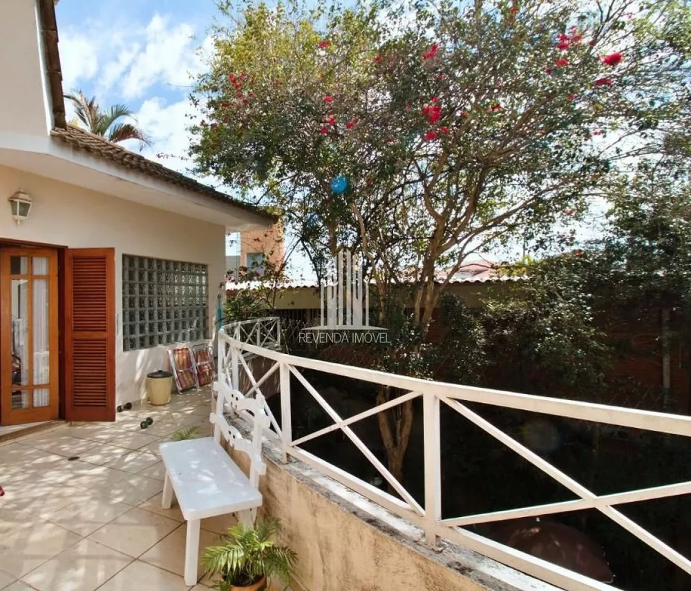 Casa de Vila à venda com 4 quartos, 316m² - Foto 3