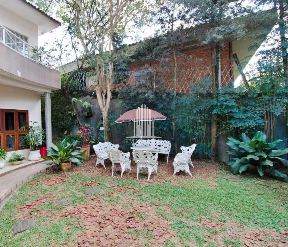 Casa de Vila à venda com 4 quartos, 316m² - Foto 4